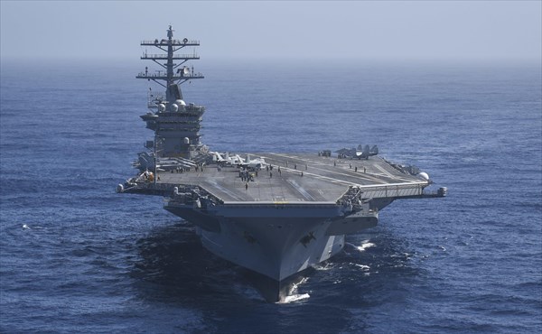 ناو هواپیمابر USS Nimitz