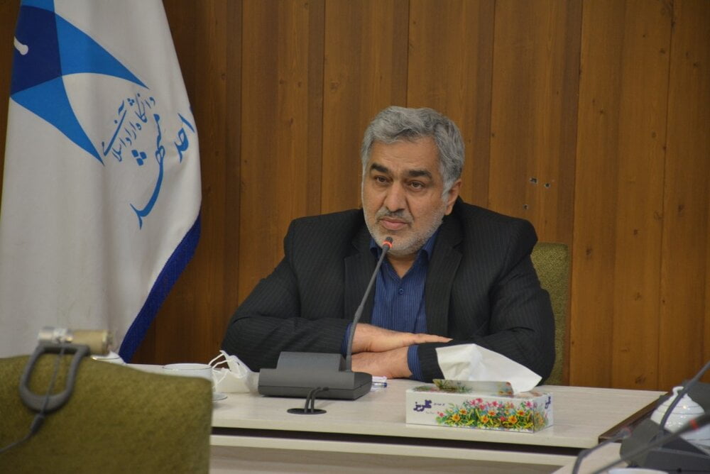 تقویت و توسعه مراکز رشد، شرکتهای دانشبنیان و سراهای نوآوری
