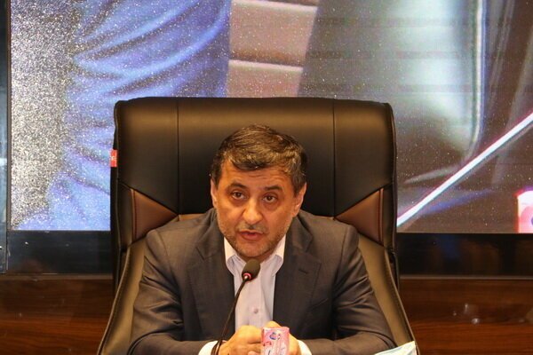 شرکت‌های انتشاراتی نگران افت علمی کشور نباشند/اساتید نحوه انتخاب منابع را می‌دانند