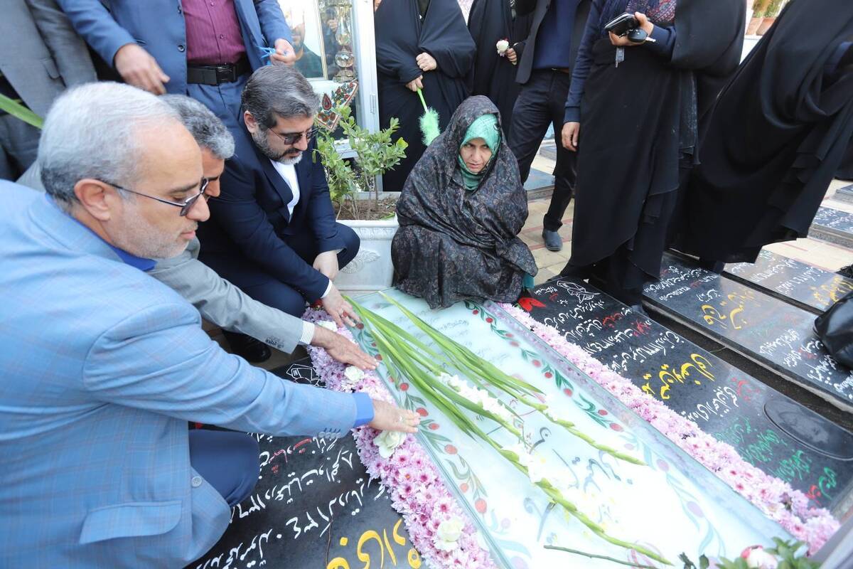 جشنواره راه اندازی دبیرخانه دائمی جشنواره های فرهنگی و هنری حاج قاسم سلیمانی